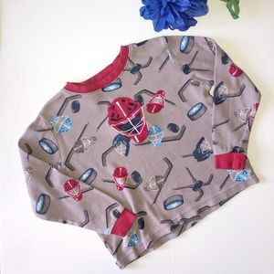 PEKKLE SIZE 4/5 LONG SLEEVE HOCKEY SHIRT
